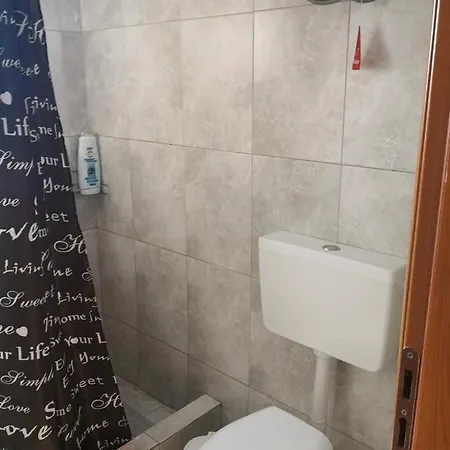 House In The Center Of Next To The Port And The Metro!! Ξενοδοχείο ημιδιαμονής