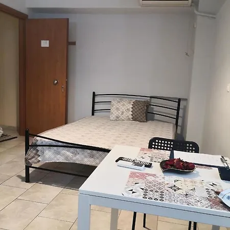 House In The Center Of Next To The Port And The Metro!! Ξενοδοχείο ημιδιαμονής *